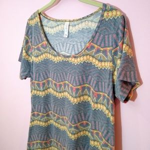 💎 3/$35 LulaRoe Classic T Size Large